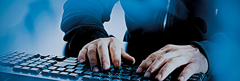 Cyber-Kriminalität: Hacker bei der Arbeit